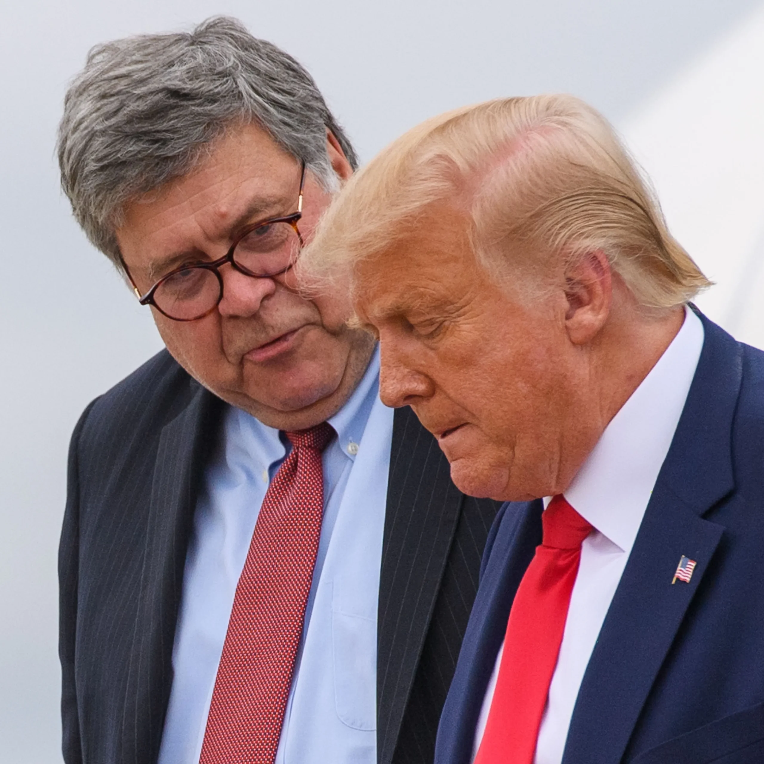 Bill Barr, Trump's AG undermined Trump at every Opportunity, Said There Was No Evidence of 